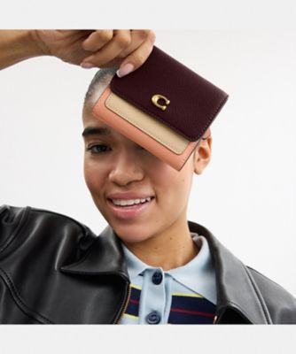 ミラ スモール フラップ ウォレット・カラーブロック | COACH/コーチ